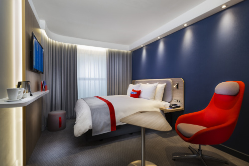 Holiday Inn Express Bedrooms (Mock Ups Marlow)